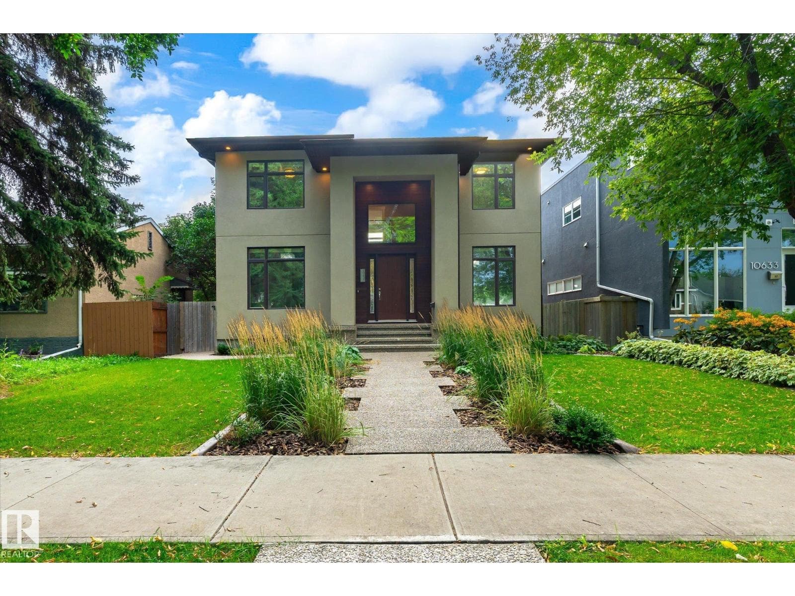 10637 128 ST NW
